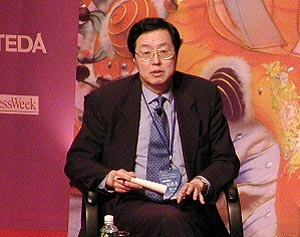 周小川：中國人民銀行行長