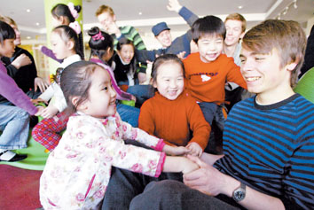 华夏未来双语幼儿园来了一批外教(图)-外教