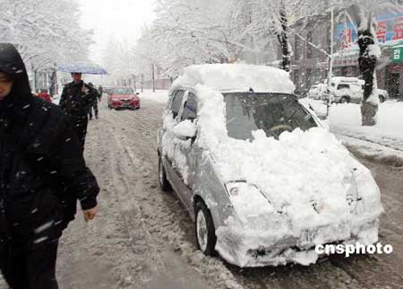 吉林延邊遭暴雪襲擊局部仍有強降雪(組圖)