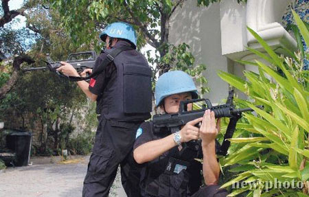 組圖：中國駐海地維和警察順利完成保衛任務