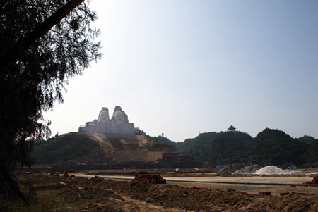 炎黃二帝巨塑落成 高106米堪稱地球第一雕(圖)