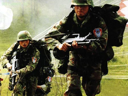 《中國人民解放軍軍人體能標準》正式頒發施行