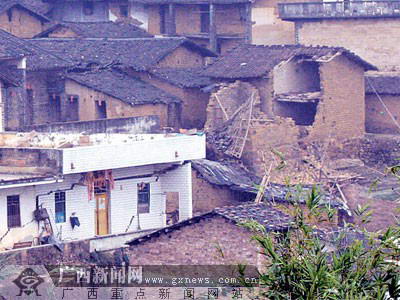 廣西村莊地陷257人緊急撤離(組圖)