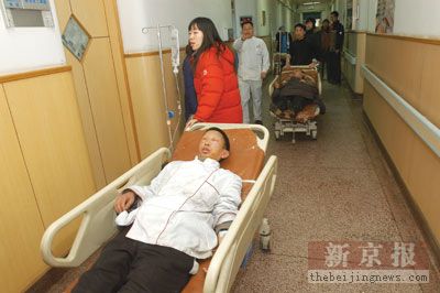 北京王府井餐廳煤氣泄漏爆炸十人受傷(組圖)