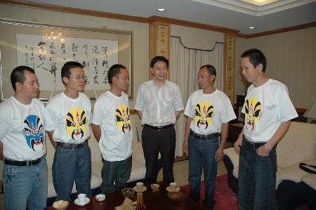 組圖：獲釋中國工人將從尼日利亞啓程回國