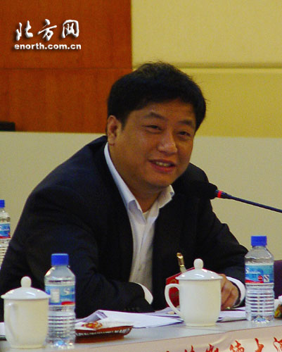李春峰:法院要加强自身建设 适当宣传法律知识