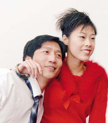 男子娶骨癌女孩當新娘病房裏舉行婚禮(組圖)