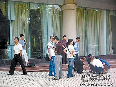 廣東湛江國土資源局大樓遭槍擊兩人受傷(圖)