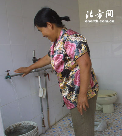 小厕所产生大变化 天津户厕改革带动新农村建