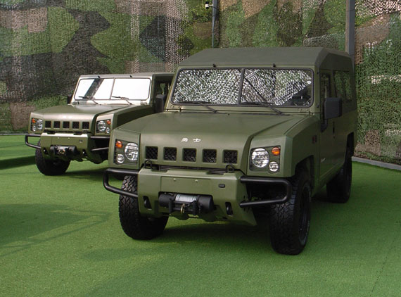 解放軍正式訂購勇士越野車：今年將裝備2100輛