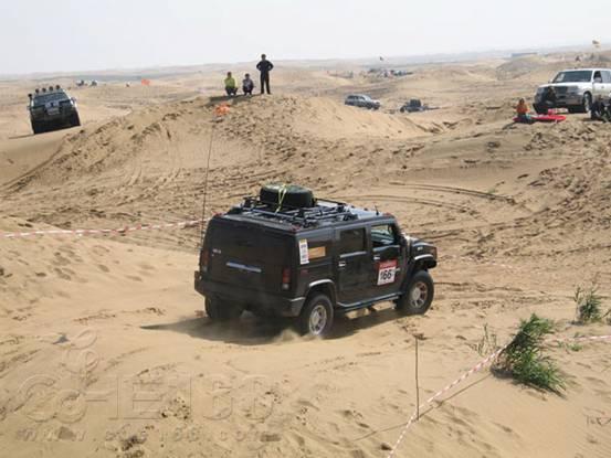 四驱车的狂欢 2007库布其沙漠越野赛图片纪实
