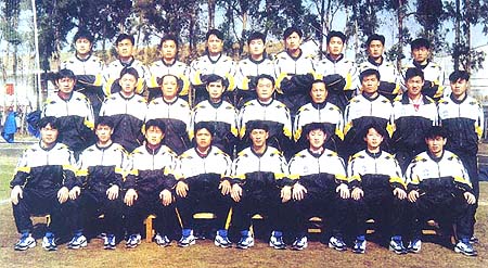 资料:天津泰达足球队1999年名单及战绩