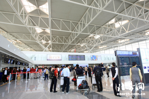天津机场新航站楼启用首日150个班次安全进出