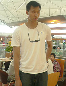 �׽����ִ���۸��ܰ��˸����Ǵ��˲μ�ʥ�𴫵�