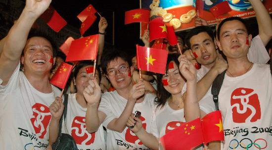 ͼ��-����ʥ�𴫵��ں�־���о��� �����������Ǻ���