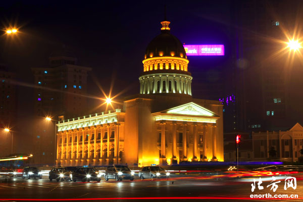 天津:小白楼音乐广场新装亮相尽显欧风