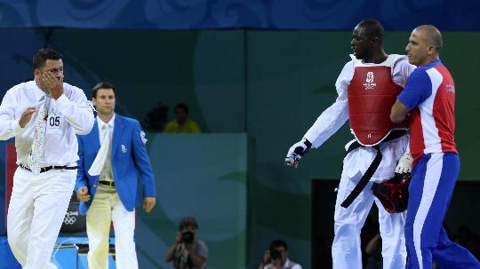 ͼ��-�Ű�ѡ�ֲ����з�ŭ�߲��� ���߲�����������