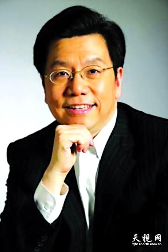 《 非你莫属 》引热议 清华 IT完美 男 倾心李开复