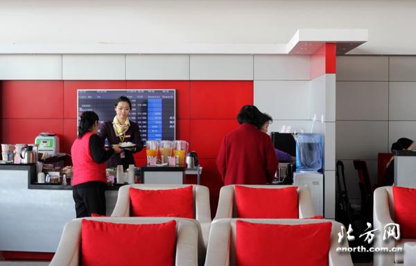 天津航空贵宾室主打特色餐饮服务-天津航空