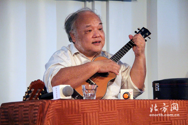 中国古典吉他第一人 李质伟:活到老学到老-李质