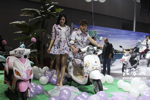 中國電動車自行車展覽會舉行 4G電動車吸引眼球
