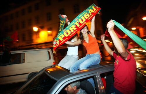 北方网记者团启程飞赴葡萄牙 探寻欧洲足球文