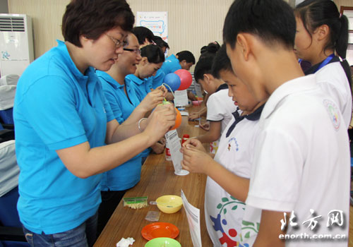 雅培家庭科学教育活动走进天津河西区中心小学