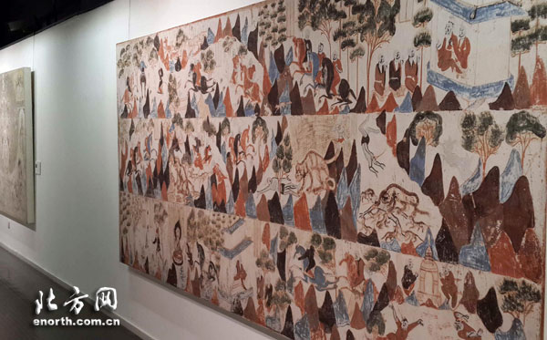 敦煌壁画艺术精品展在天津美院美术馆开展