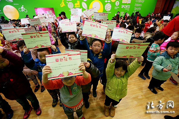 ����ƶ��С���һ�����¡������ֻ������