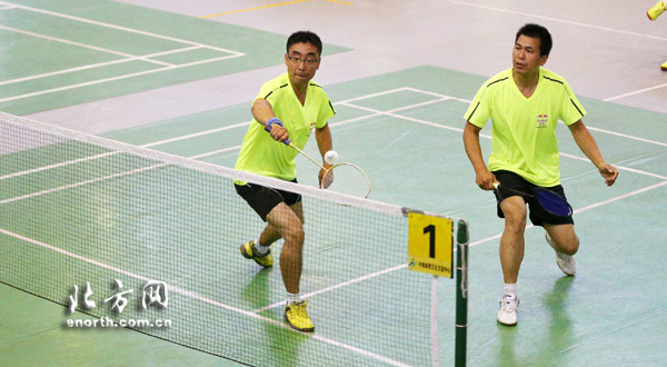 天津市首届业余羽毛球联赛开拍 打造新品牌赛