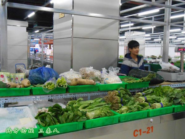 梅江南新添菜市场 水果蔬菜生鲜熟食一应俱全