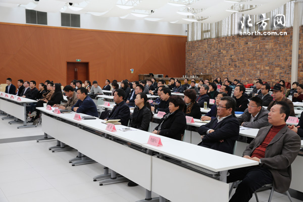 天津市举行大学生创业孵化基地授牌仪式
