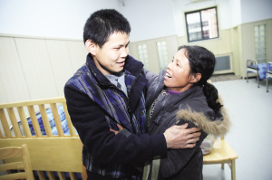 9年破译小聋人身份密码 在天津与亲人团聚