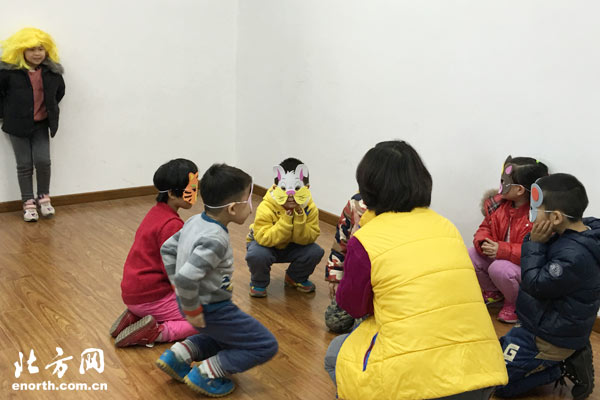 天津市少儿图书馆举办绘本故事角色表演活动