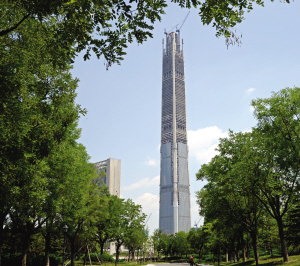 天津高银117大厦精雕钻石顶 拟明年9月完工
