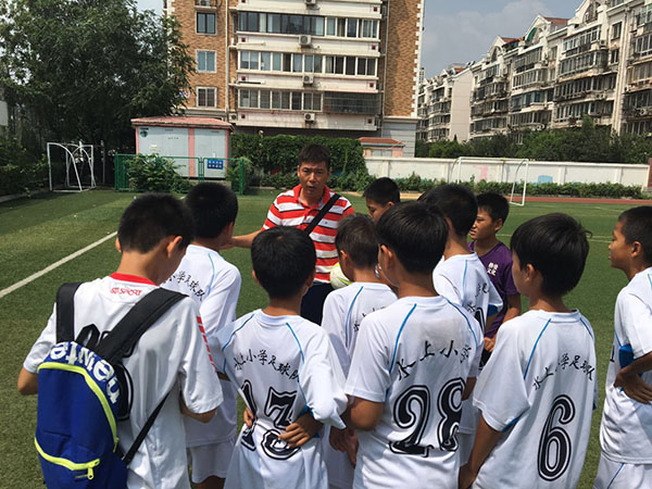 享受暑期快乐足球 天津市青少年足球夏令营闭