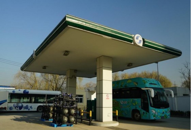 氢动全球 绿色引领 福田欧辉氢燃料电池客车