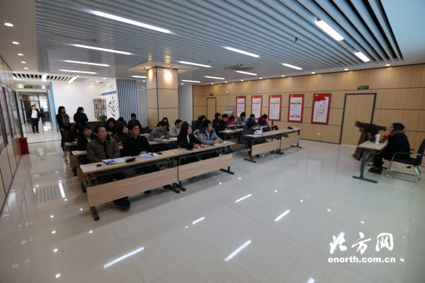 精武镇举办企业科技提升培训会 助力创新发展