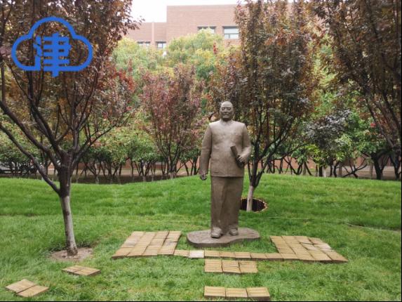 “黄炎培塑像”在天津中德应用技术大学揭幕 扫码阅读手机版