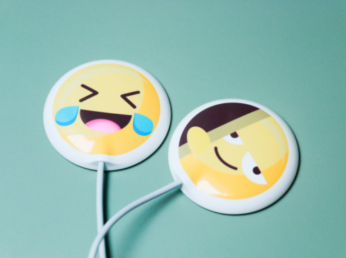 与王者荣耀设计师共同研发，这款图拉斯Magsafe?emoji系列卖疯了