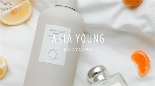 ASIA YOUNG：精准护肤 只为“浴”见水嫩好肌肤