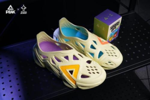 原创潮流品牌MOMO PLANET与匹克携手打造联名鞋款 现已正式发布