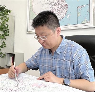 打造“轨道上的京津冀”──记中国铁路设计集团交通运输规划研究院副院长高明明