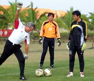 体育节拍 泰达 媒体报道 正文  北方网消息:近来关于天津籍门将刘云飞