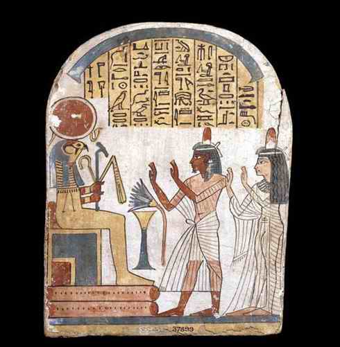 埃及法老和妻子朝拜太阳神·荷拉斯(图)   如果图坦卡门