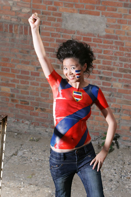 时尚:迷人彩绘秀 秀出多彩世界杯(图)