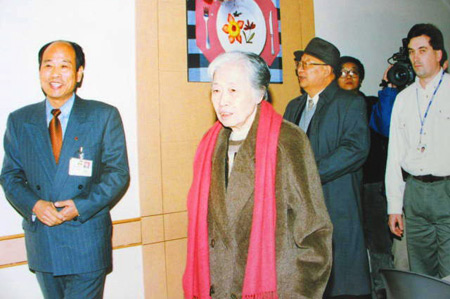 大爱无边王光美晚年倾力打造幸福工程图