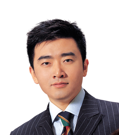 芮成钢个人简介组图