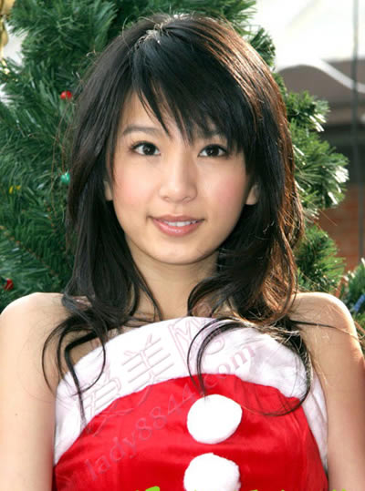 s.h.e成员hebe发型设计