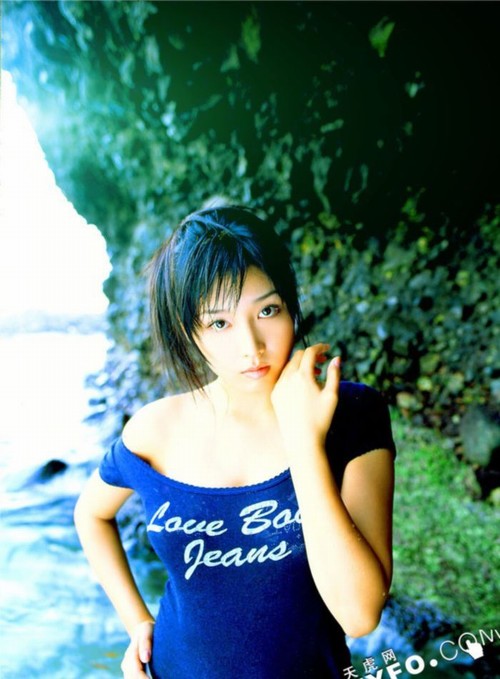 三津谷叶子yoko mitsuya写真
